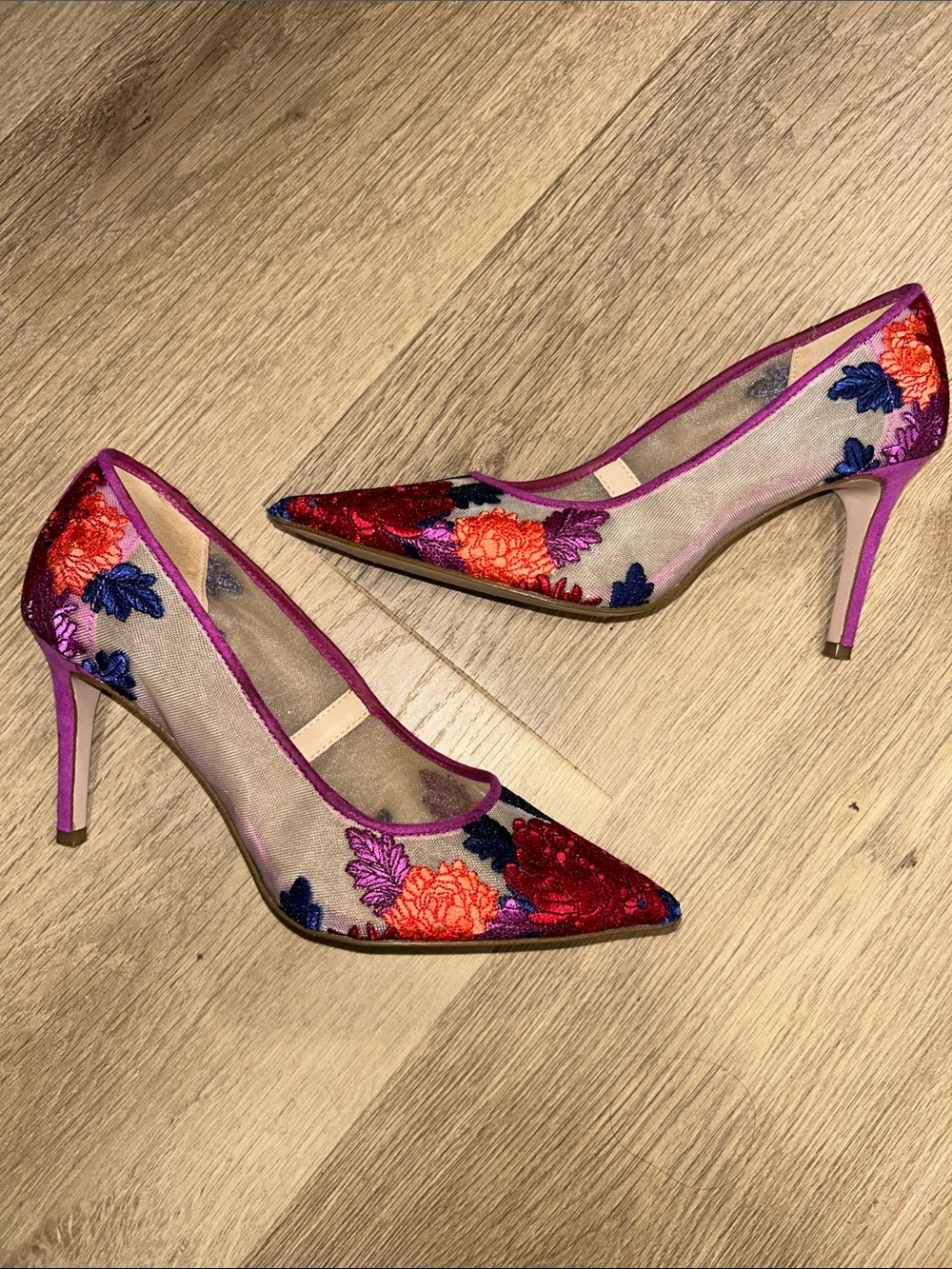 Jessica Simpson Pink Mesh Floral Embroidered Pointed-Toe Pumps